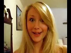 バスルームで吸って素敵なコック。 女 専用 エロ 動画